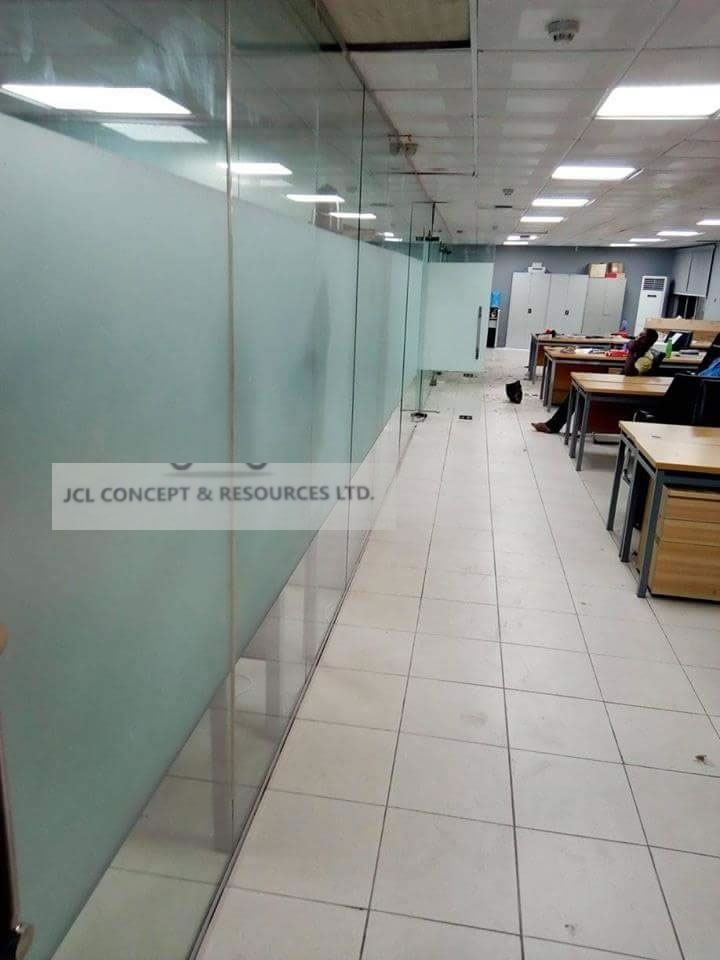 GLASS WALL PARTITIONING 7